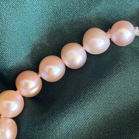 Pink Freshwater Pearl and Rhinestone Bracelet - Picture 15 of 15